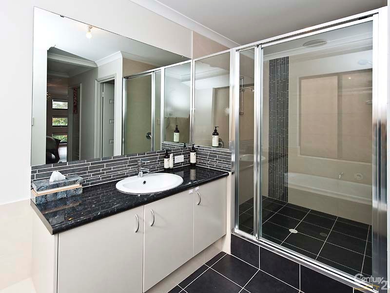 26 Ridgewood Boulevard, Ridgewood WA 6030