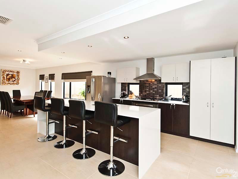 26 Ridgewood Boulevard, Ridgewood WA 6030