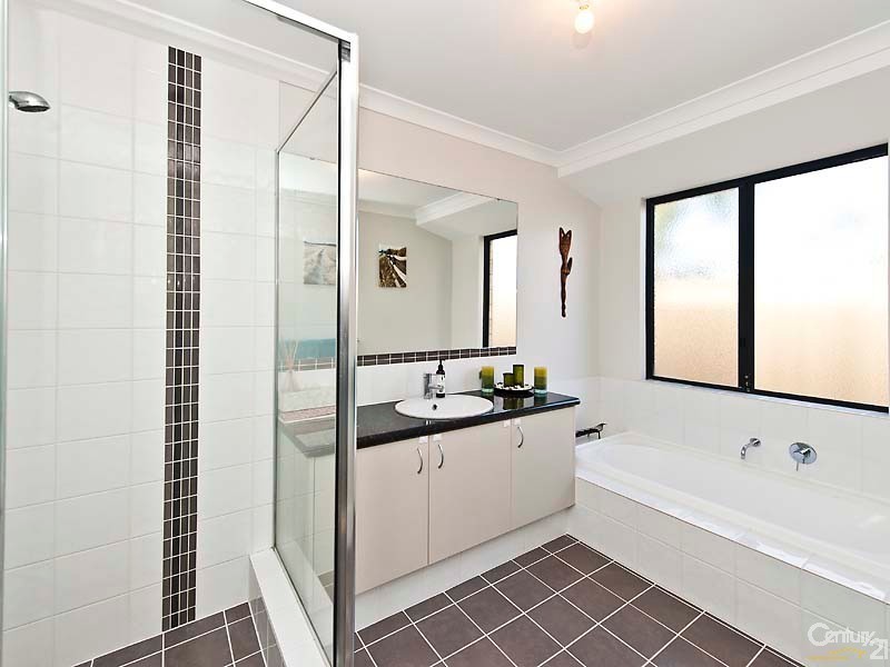 26 Ridgewood Boulevard, Ridgewood WA 6030