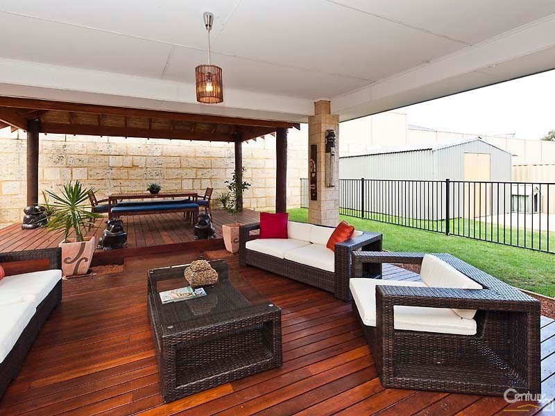 26 Ridgewood Boulevard, Ridgewood WA 6030