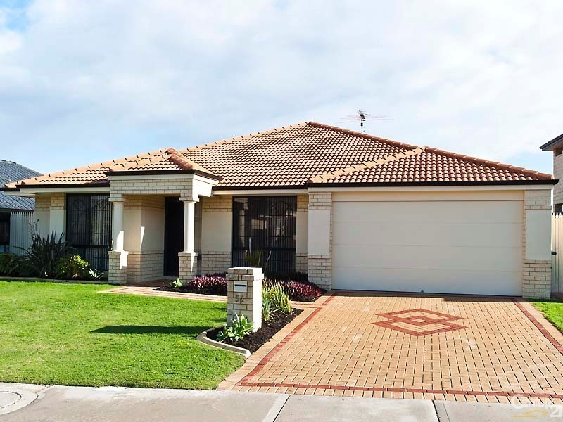 54 Dumaresq Loop, Quinns Rocks WA 6030