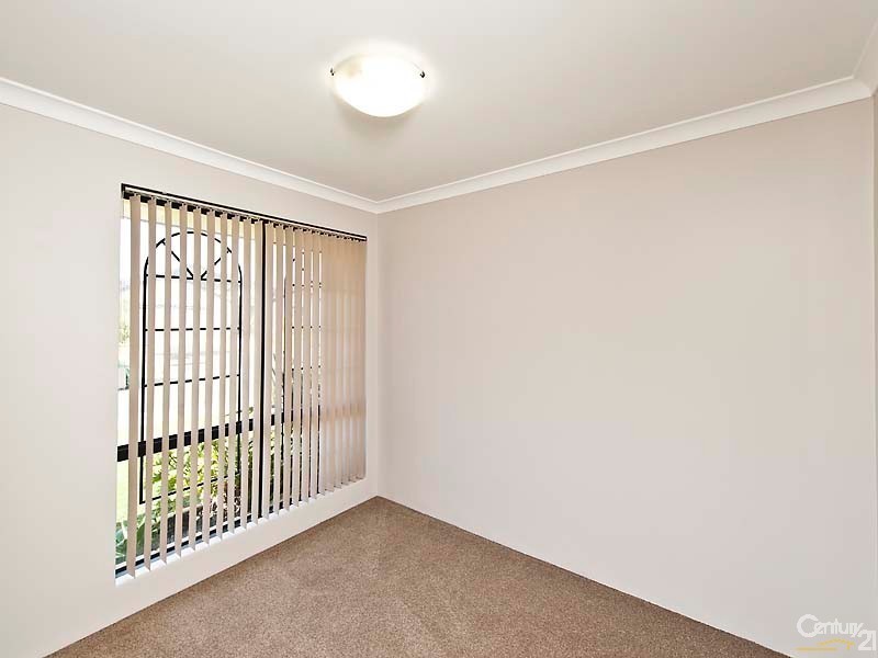54 Dumaresq Loop, Quinns Rocks WA 6030