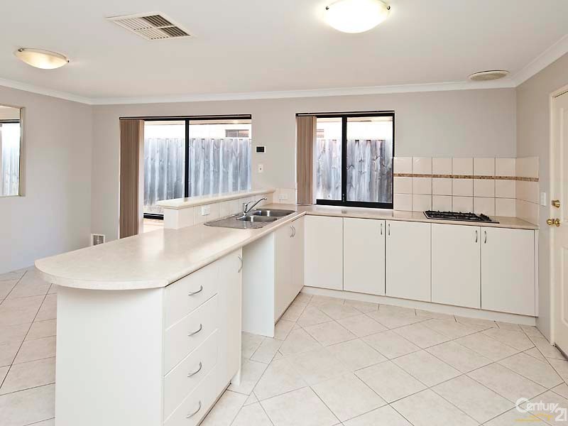 54 Dumaresq Loop, Quinns Rocks WA 6030
