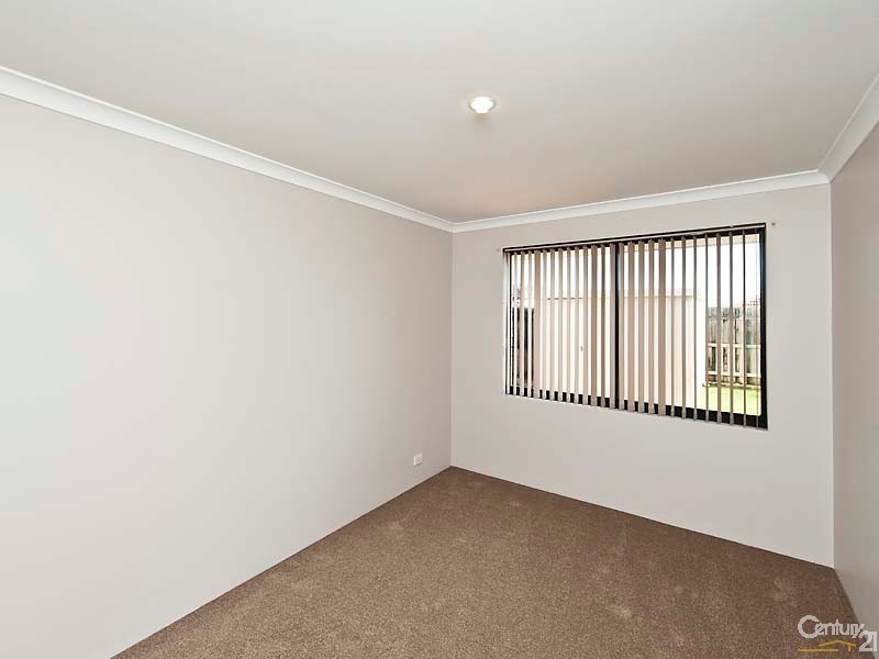 54 Dumaresq Loop, Quinns Rocks WA 6030