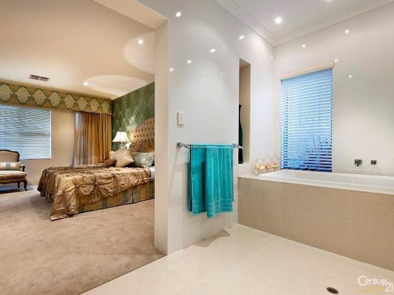 12 Topsail Loop, Alkimos WA 6038