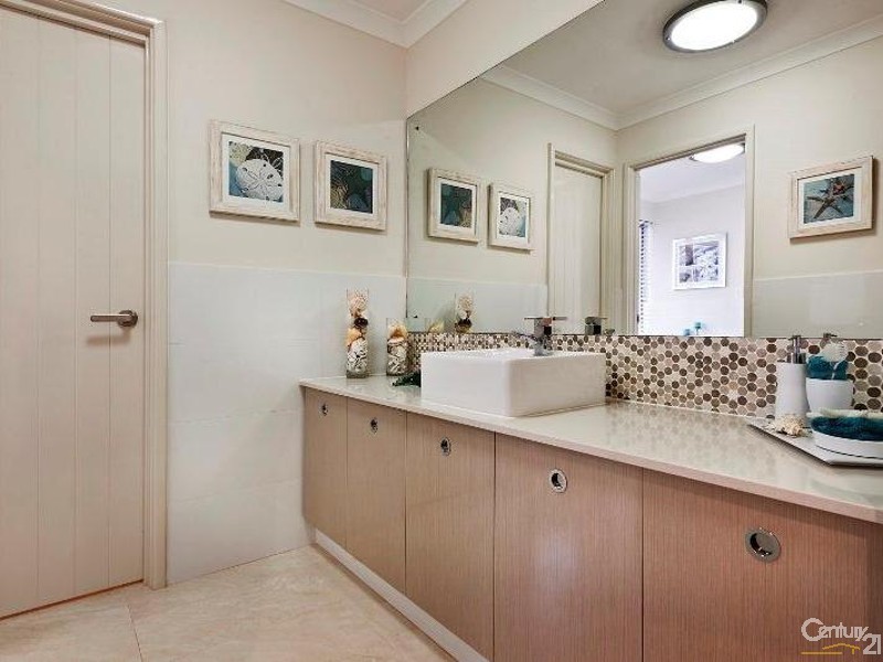 12 Topsail Loop, Alkimos WA 6038