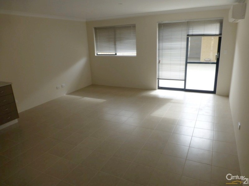 64 Carmathen Avenue, Butler WA 6036