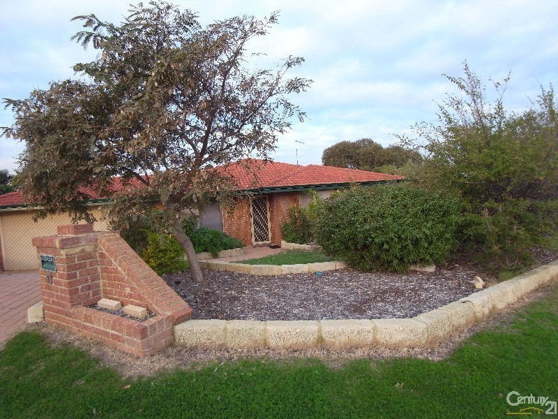 2 Doon Court, Kinross WA 6028