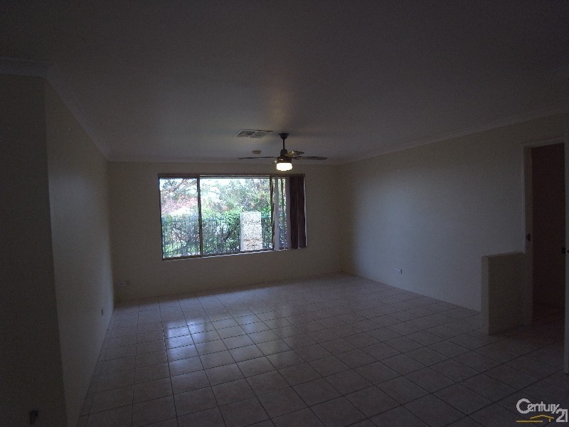 2 Doon Court, Kinross WA 6028