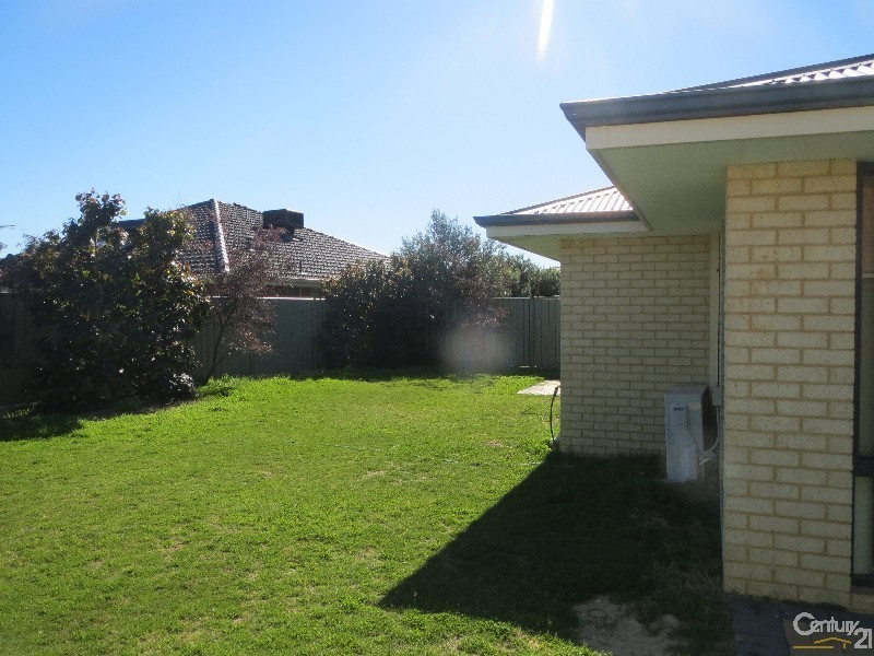 36 Grand Paradiso, Merriwa WA 6030