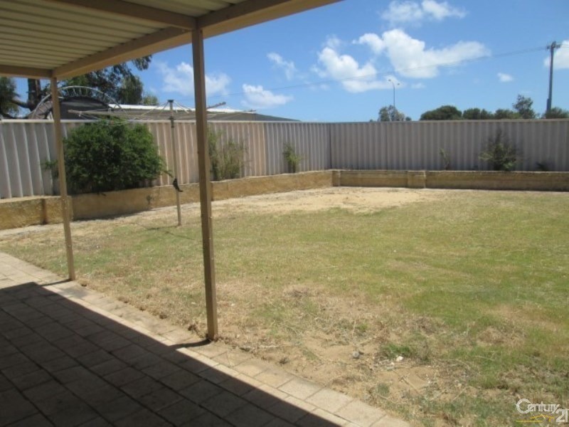 9 Perrin Crescent, Clarkson WA 6030