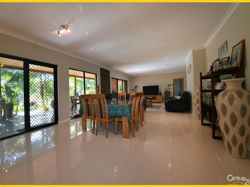 17 Gateshead Loop, Mindarie WA 6030