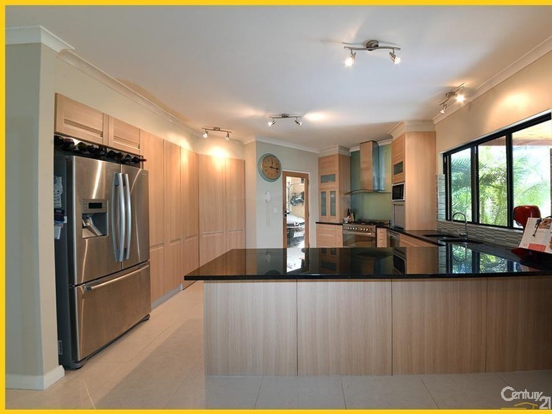 17 Gateshead Loop, Mindarie WA 6030