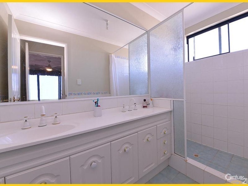 17 Gateshead Loop, Mindarie WA 6030