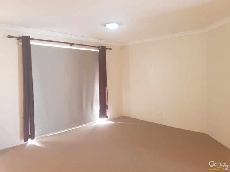 21 Namoi Turn, Merriwa WA 6030