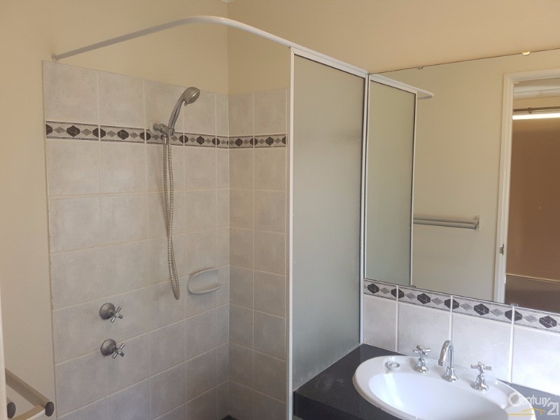 21 Namoi Turn, Merriwa WA 6030