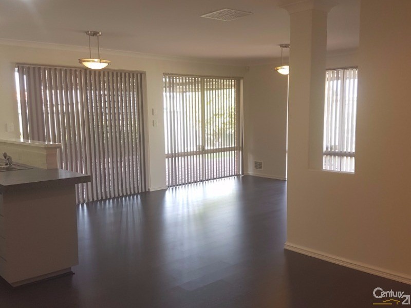 21 Namoi Turn, Merriwa WA 6030