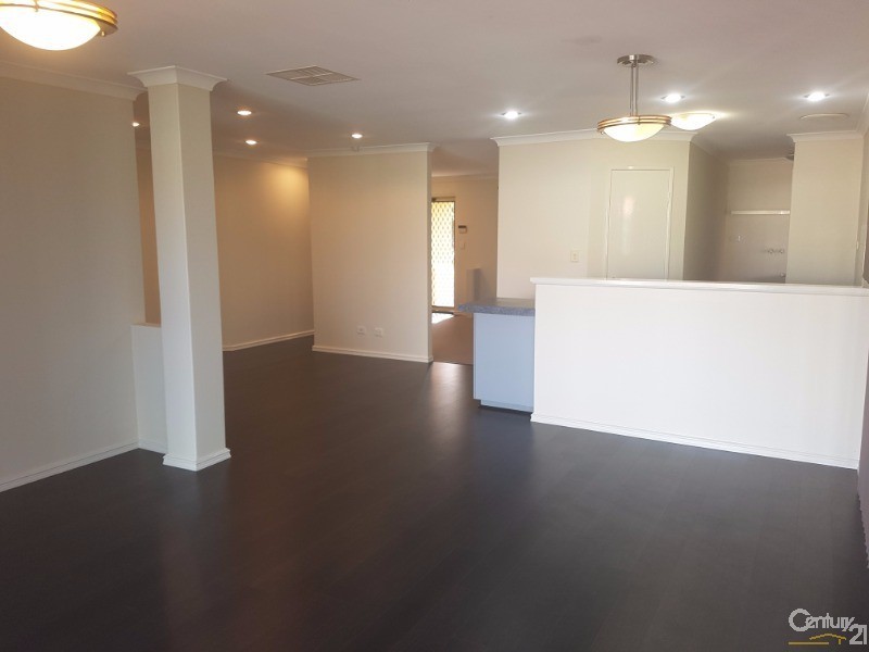 21 Namoi Turn, Merriwa WA 6030