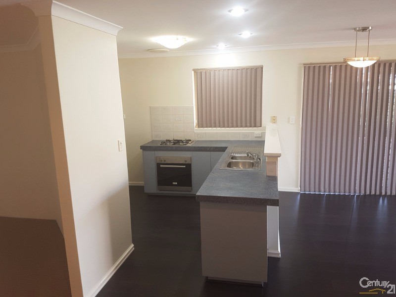 21 Namoi Turn, Merriwa WA 6030