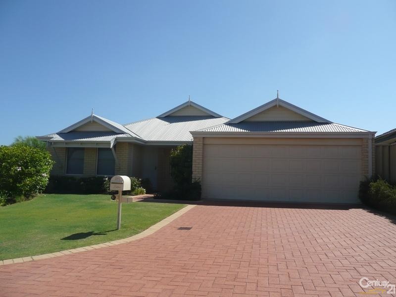 1 FRENSHAM STREET, Butler WA 6036