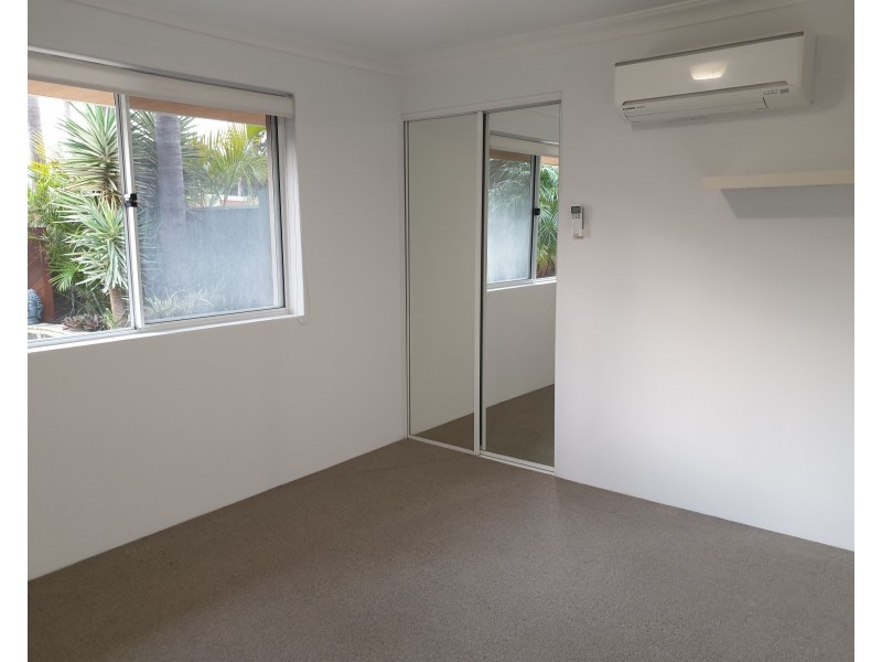 44 Savona Grove, Mindarie WA 6030