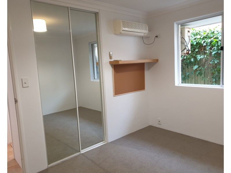 44 Savona Grove, Mindarie WA 6030