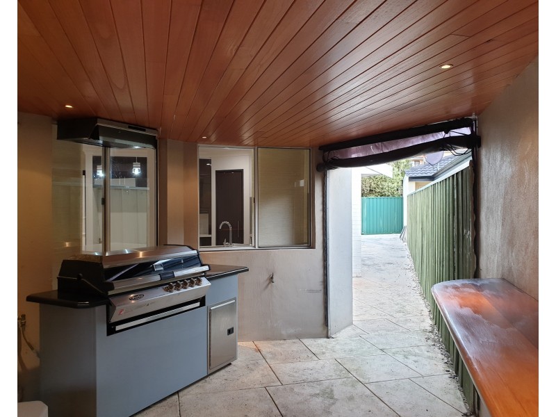 44 Savona Grove, Mindarie WA 6030