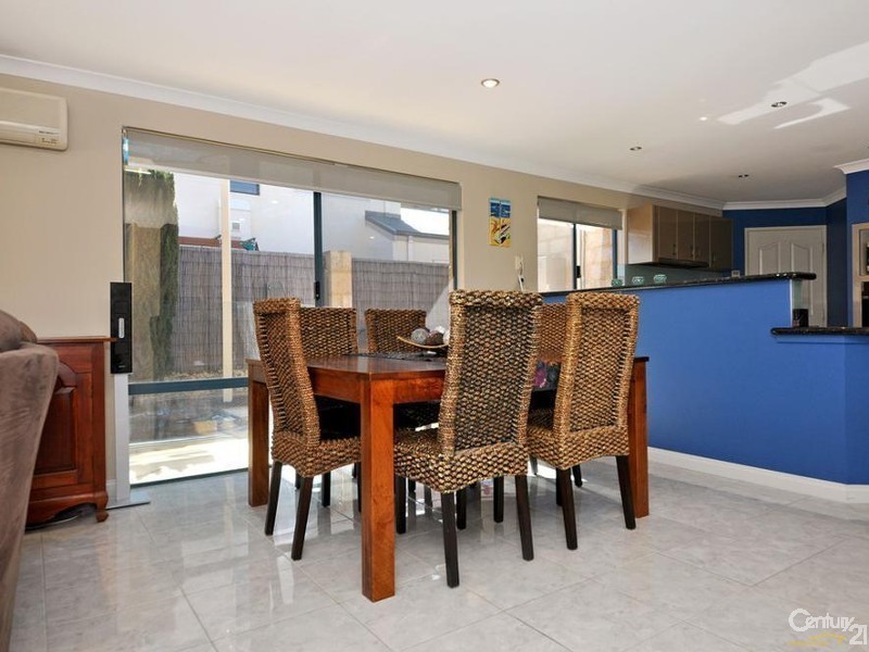 3 Bantry Bend, Mindarie WA 6030