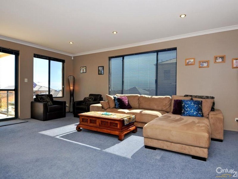 3 Bantry Bend, Mindarie WA 6030