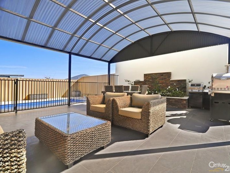 54 Tullow Gardens, Darch WA 6065