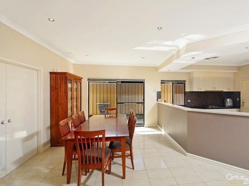 54 Tullow Gardens, Darch WA 6065