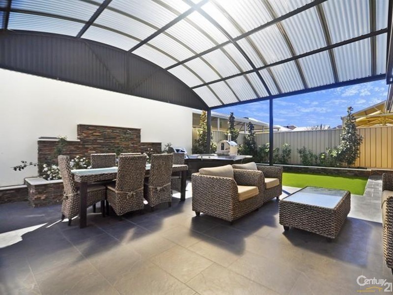 54 Tullow Gardens, Darch WA 6065