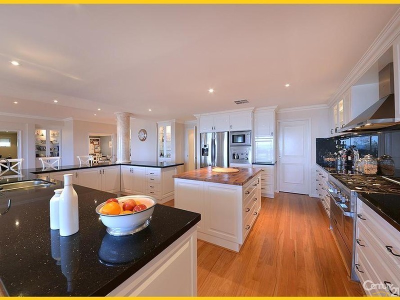 46 Mariners View, Mindarie WA 6030