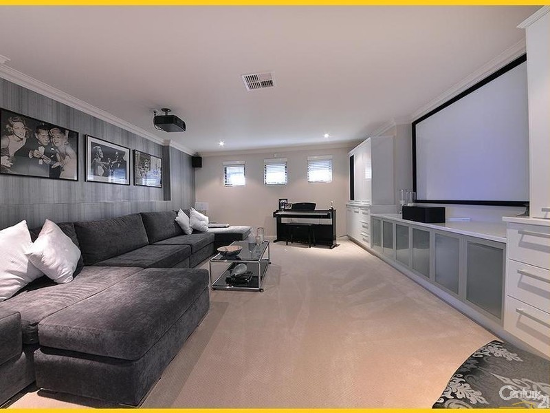 46 Mariners View, Mindarie WA 6030