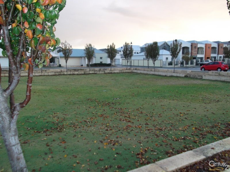 7 Tambelyn Street, Clarkson WA 6030