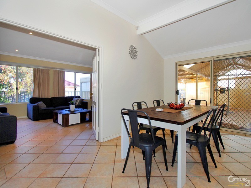 8 Glebe Close, Mindarie WA 6030