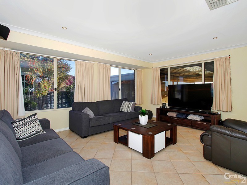 8 Glebe Close, Mindarie WA 6030