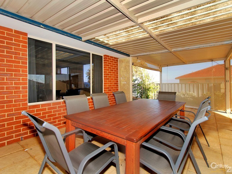 8 Glebe Close, Mindarie WA 6030