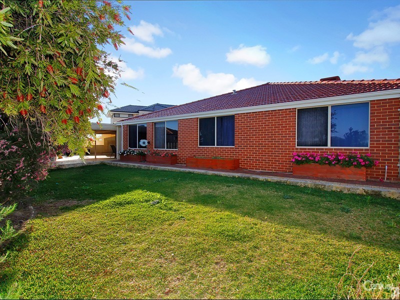 8 Glebe Close, Mindarie WA 6030