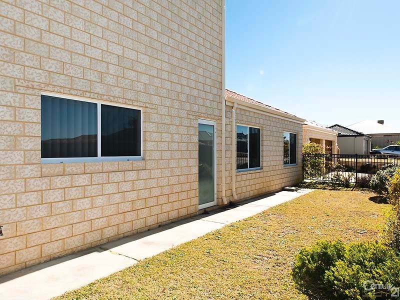 2 Mallow Link, Butler WA 6036