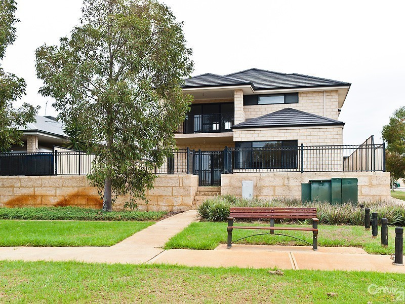 9 Myall Fairway, Clarkson WA 6030