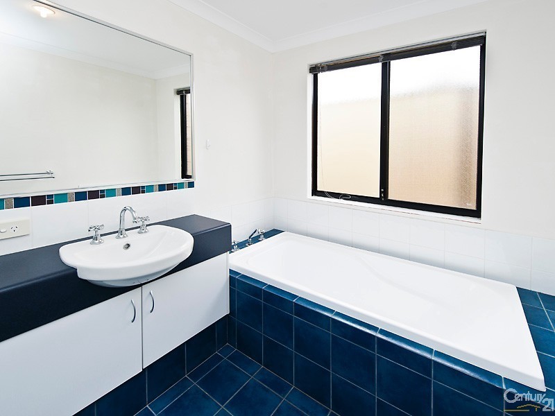 9 Myall Fairway, Clarkson WA 6030