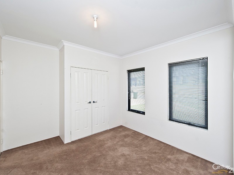 9 Myall Fairway, Clarkson WA 6030