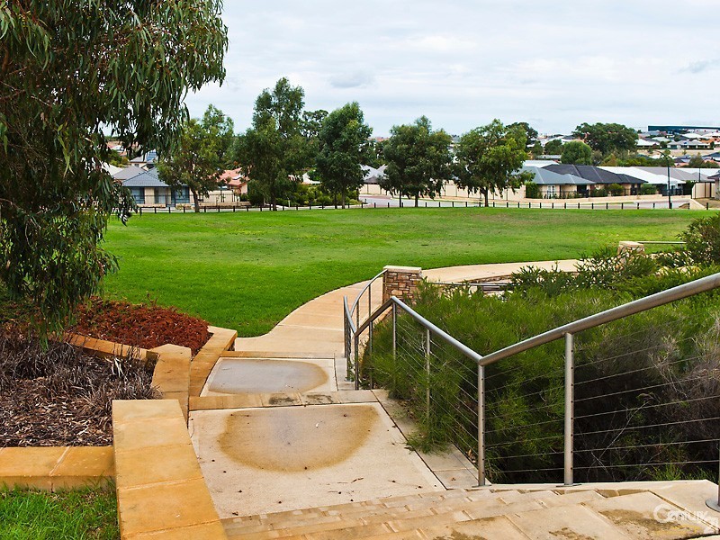 9 Myall Fairway, Clarkson WA 6030