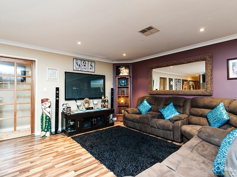 1 Tetbury Road, Butler WA 6036