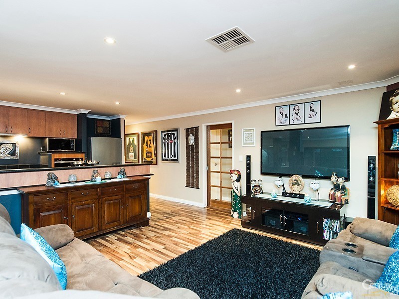 1 Tetbury Road, Butler WA 6036