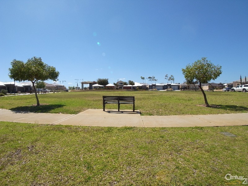 22 Saintfield Corner, Ridgewood WA 6030