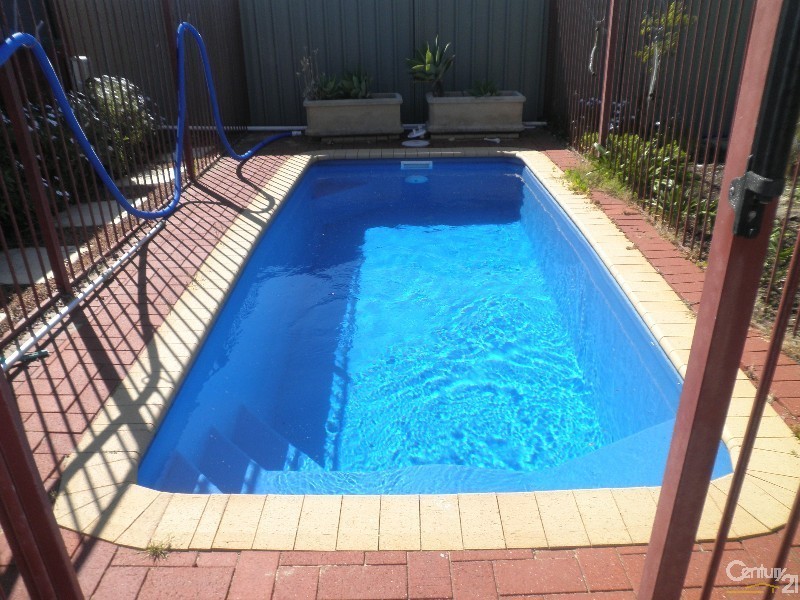 6 Mayne Way, Merriwa WA 6030