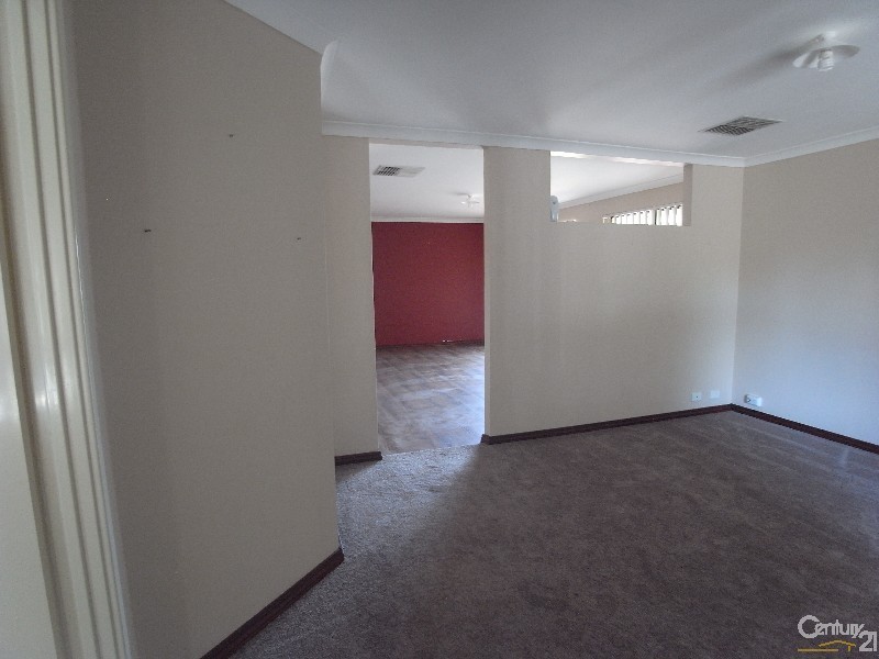 6 Mayne Way, Merriwa WA 6030