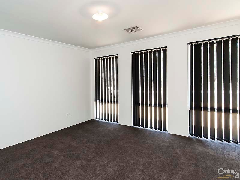 20 Parkland Drive, Yanchep WA 6035